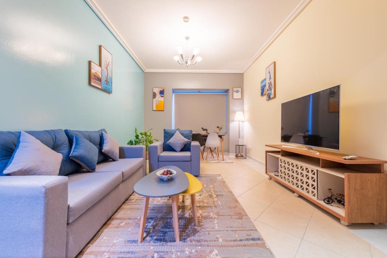 Trinity Holiday Homes - Sheikh Zayed Road Near To Financial Center Metro Station Дубай Экстерьер фото