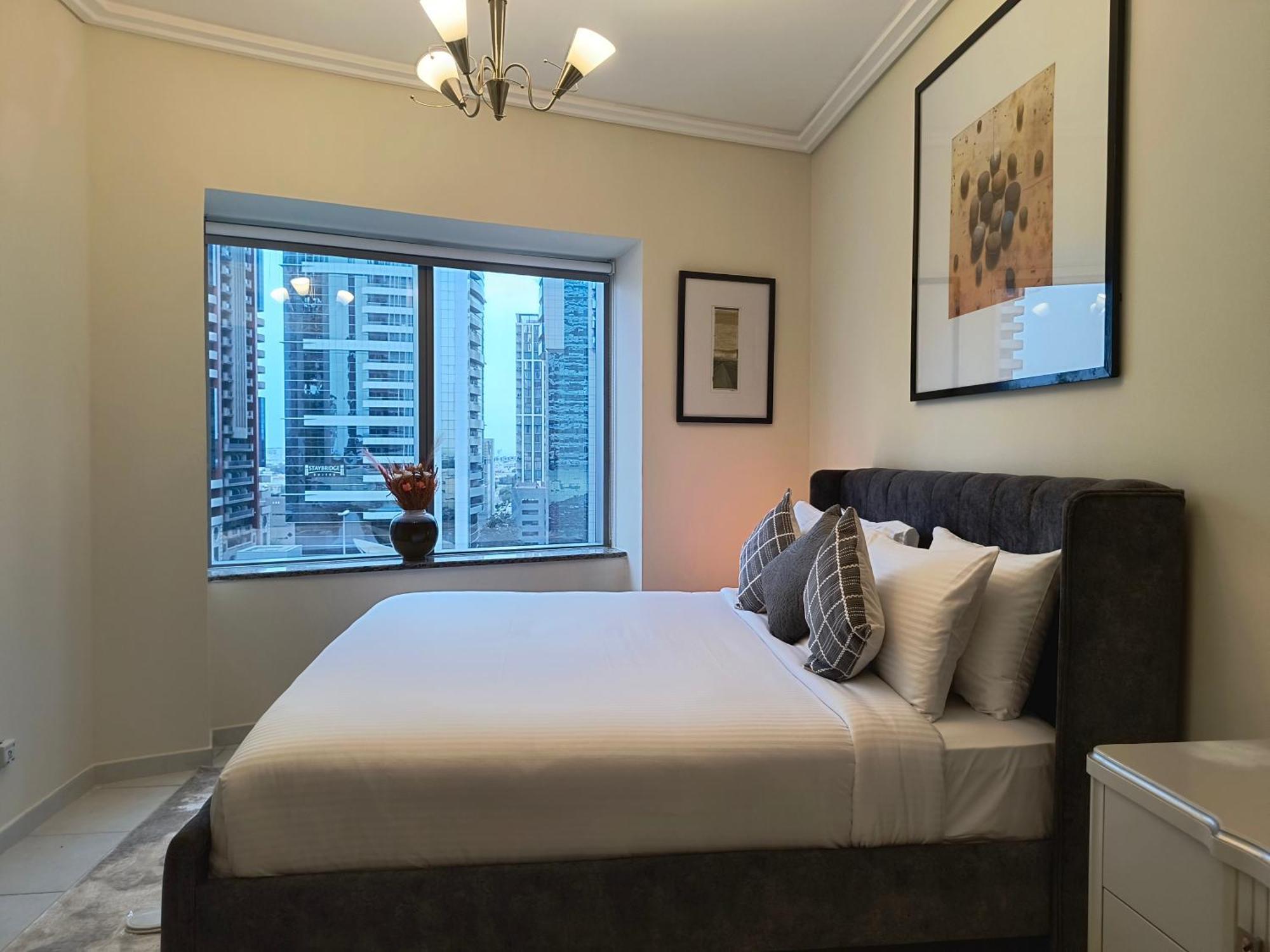 Trinity Holiday Homes - Sheikh Zayed Road Near To Financial Center Metro Station Дубай Экстерьер фото