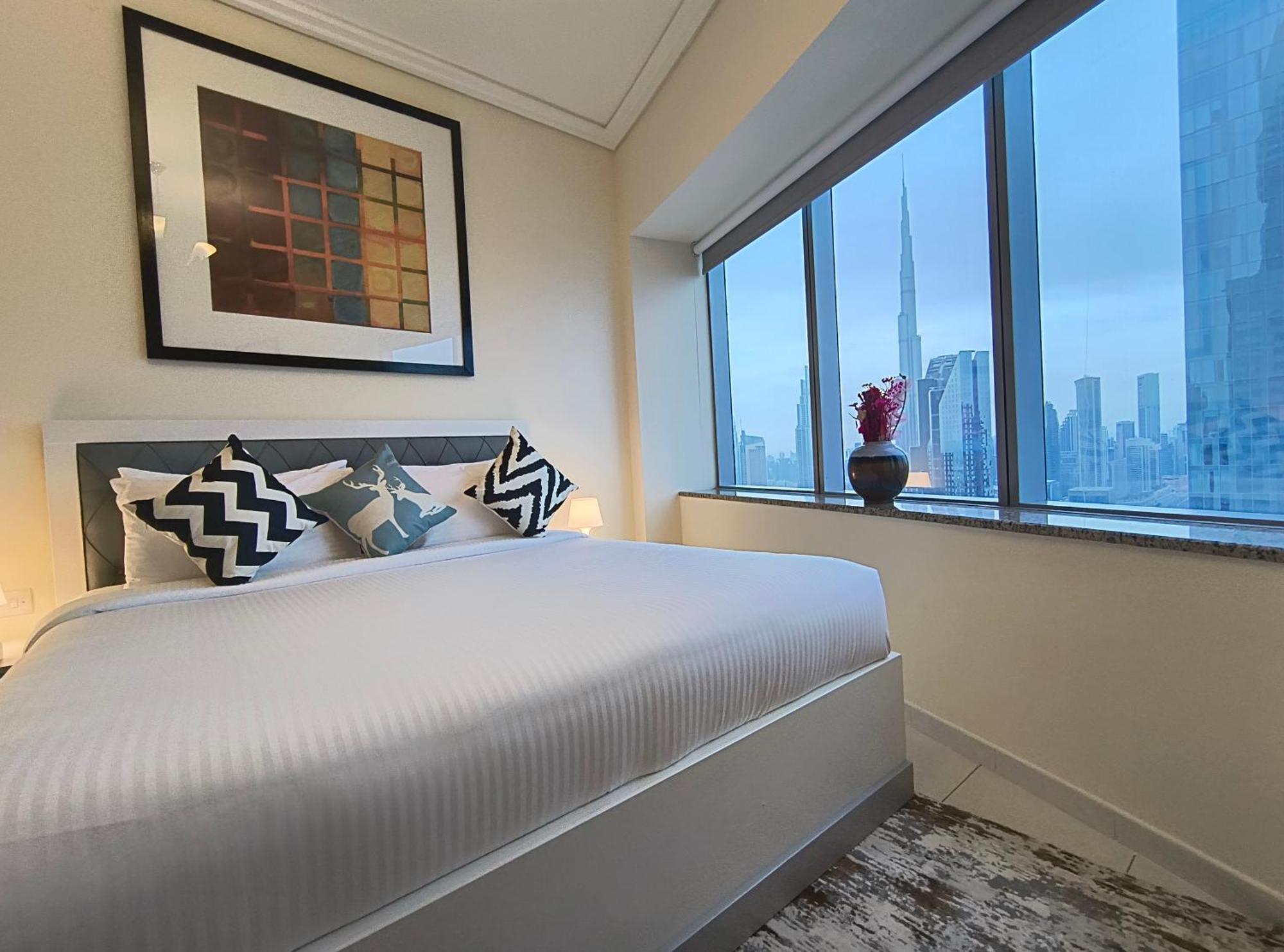 Trinity Holiday Homes - Sheikh Zayed Road Near To Financial Center Metro Station Дубай Экстерьер фото