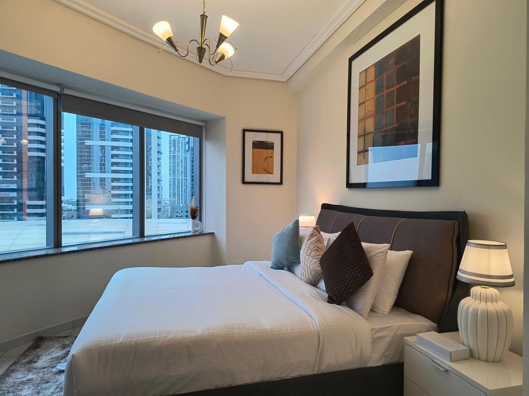 Trinity Holiday Homes - Sheikh Zayed Road Near To Financial Center Metro Station Дубай Экстерьер фото