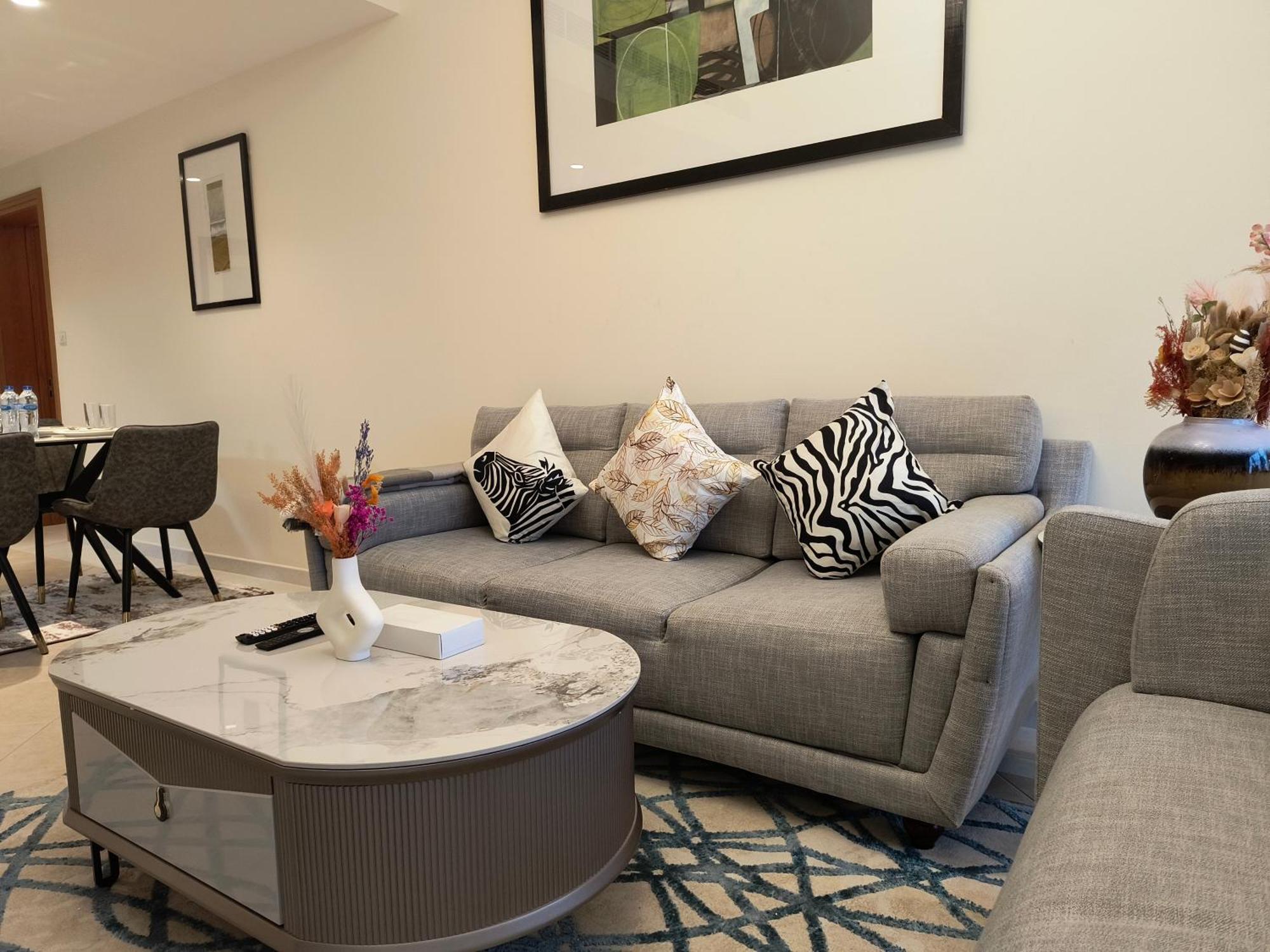 Trinity Holiday Homes - Sheikh Zayed Road Near To Financial Center Metro Station Дубай Экстерьер фото