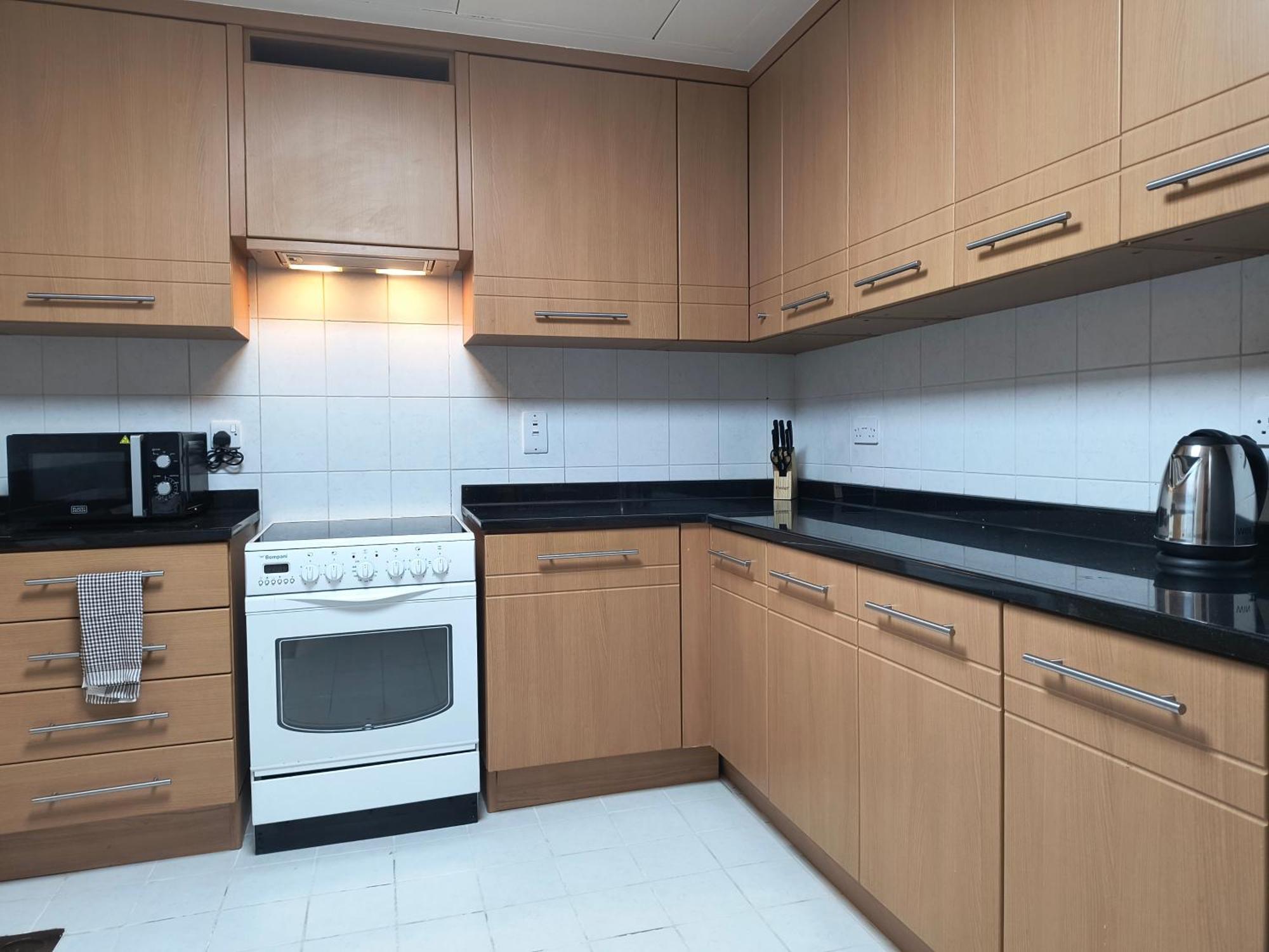Trinity Holiday Homes - Sheikh Zayed Road Near To Financial Center Metro Station Дубай Экстерьер фото