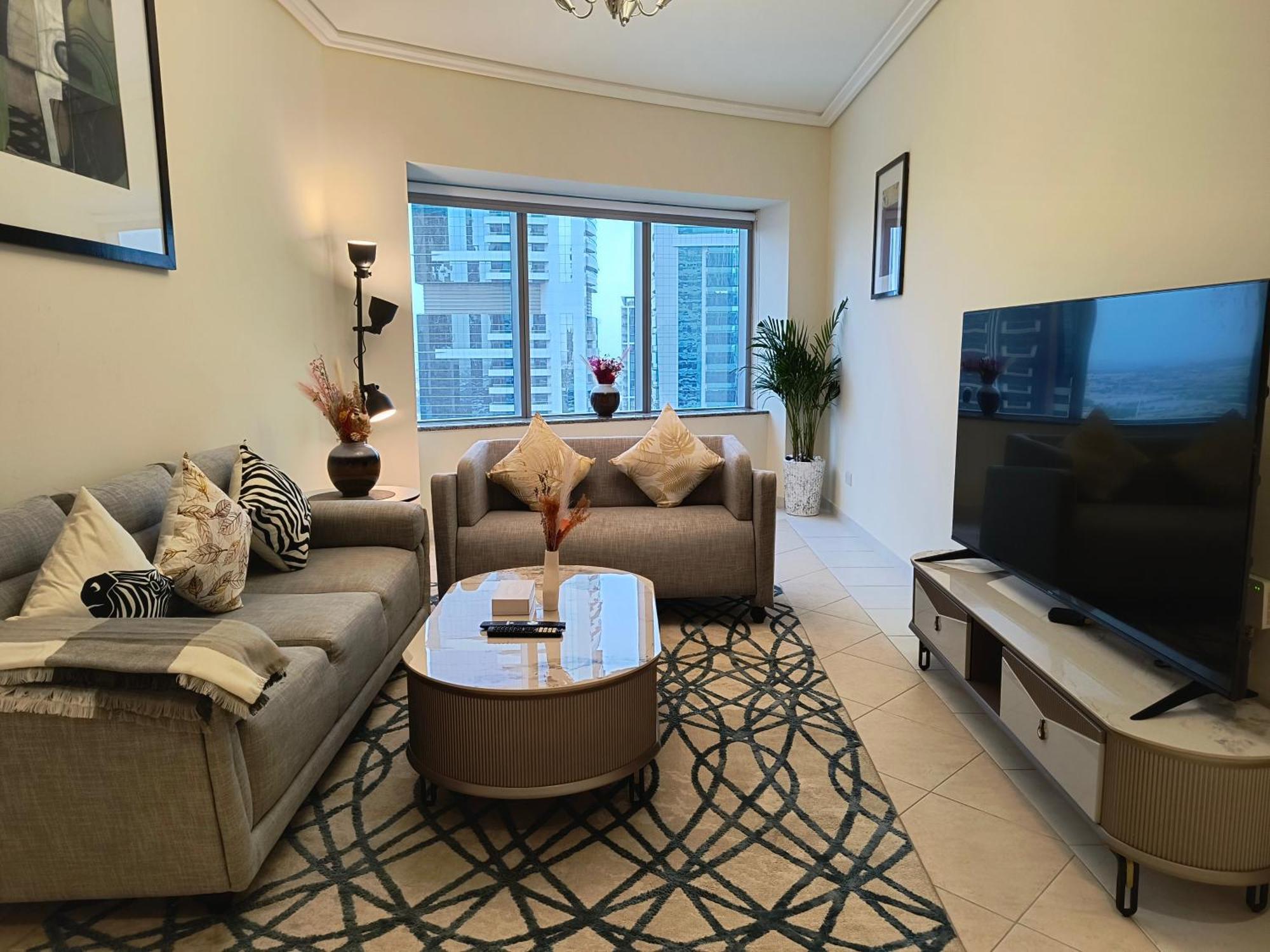 Trinity Holiday Homes - Sheikh Zayed Road Near To Financial Center Metro Station Дубай Экстерьер фото